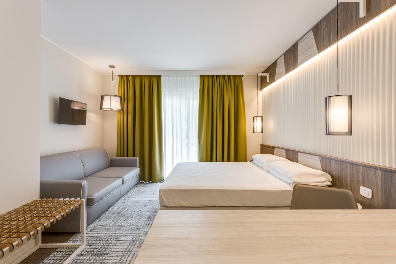 Hotel Europa Garda  Eksteriør billede